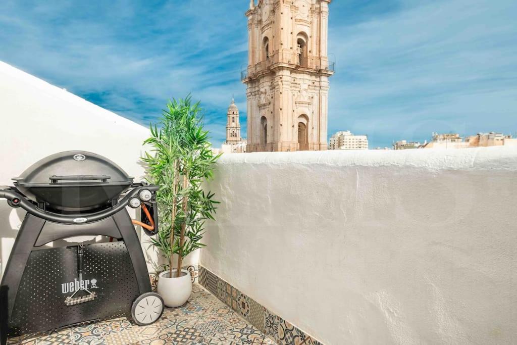 דירות מאלגה Private Terrace, Barbecue & Cathedral View By Rems מראה חיצוני תמונה